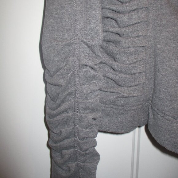 LULULEMON Solace Jacket - Heathered Grey w/Striped Lining Size 10 - EUC - Picture 8 of 10